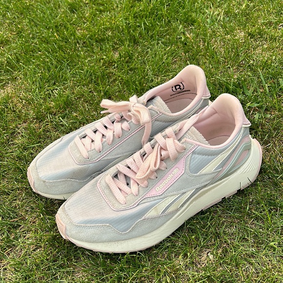 Reebok Sneakers - Picture 2 of 5